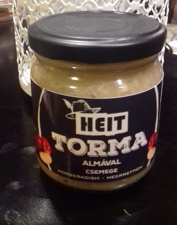 Heit torma "almával" csemege